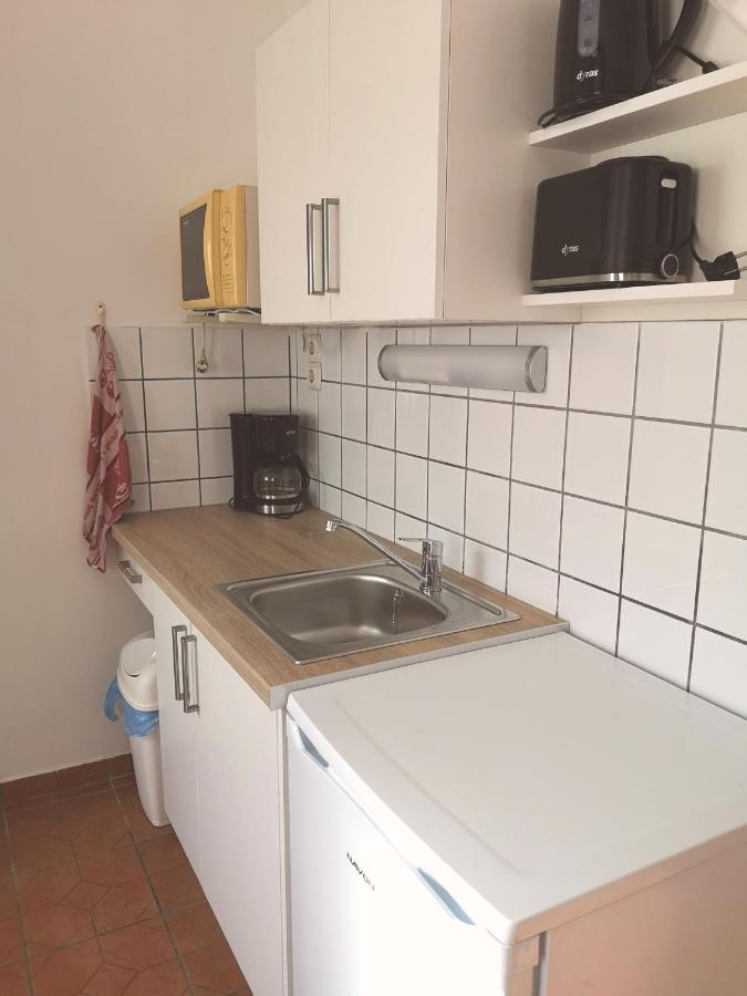 Mosonmagyaróvár Apartman Kaszas Garden מראה חיצוני תמונה