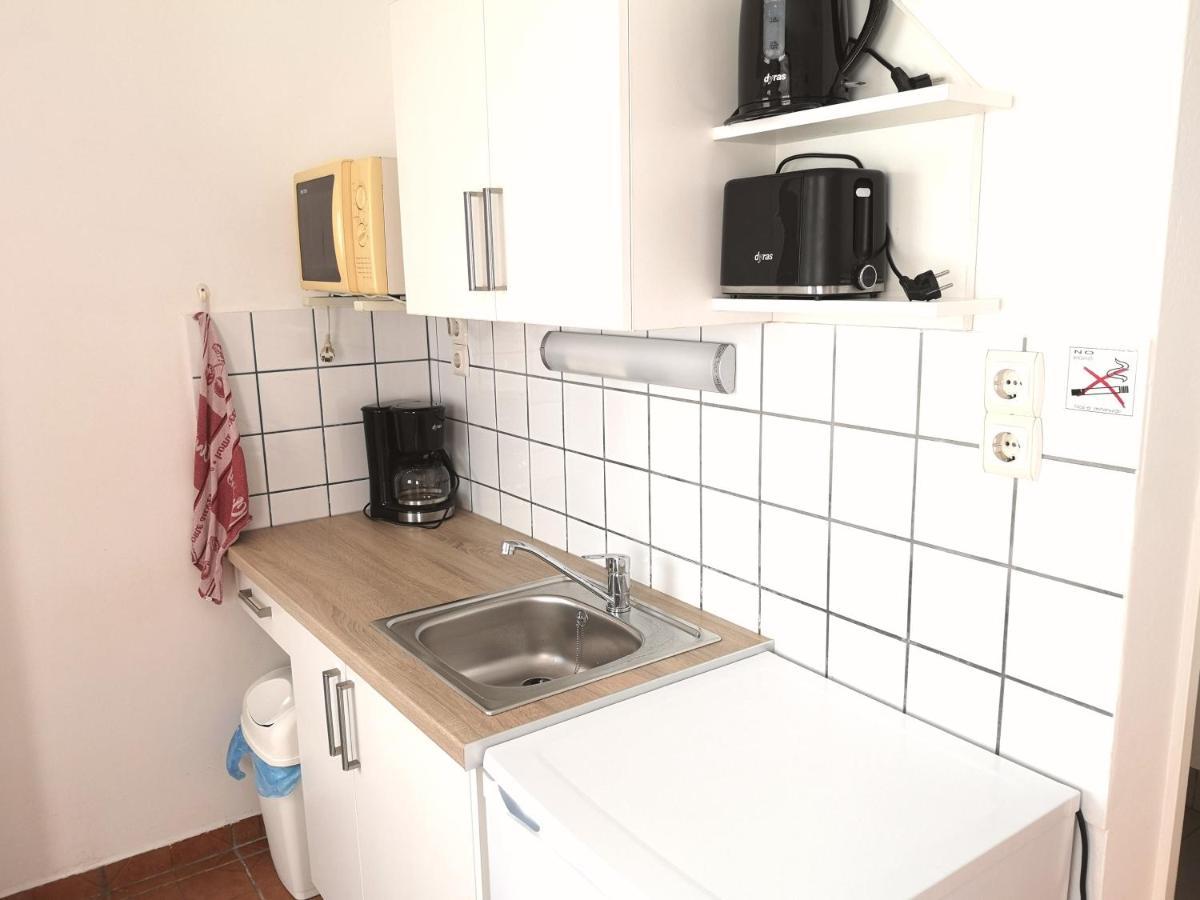 Mosonmagyaróvár Apartman Kaszas Garden מראה חיצוני תמונה