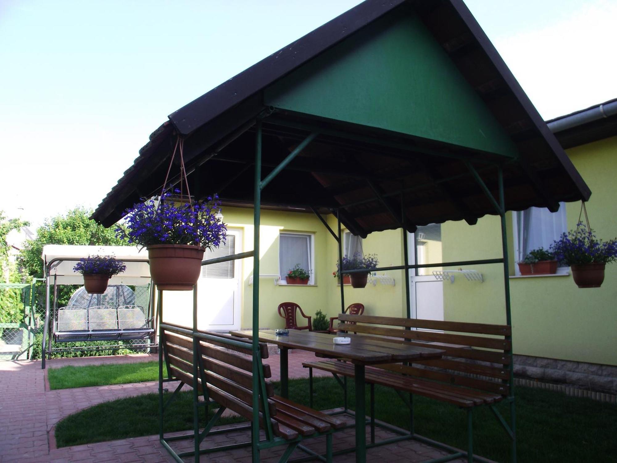 Mosonmagyaróvár Apartman Kaszas Garden מראה חיצוני תמונה